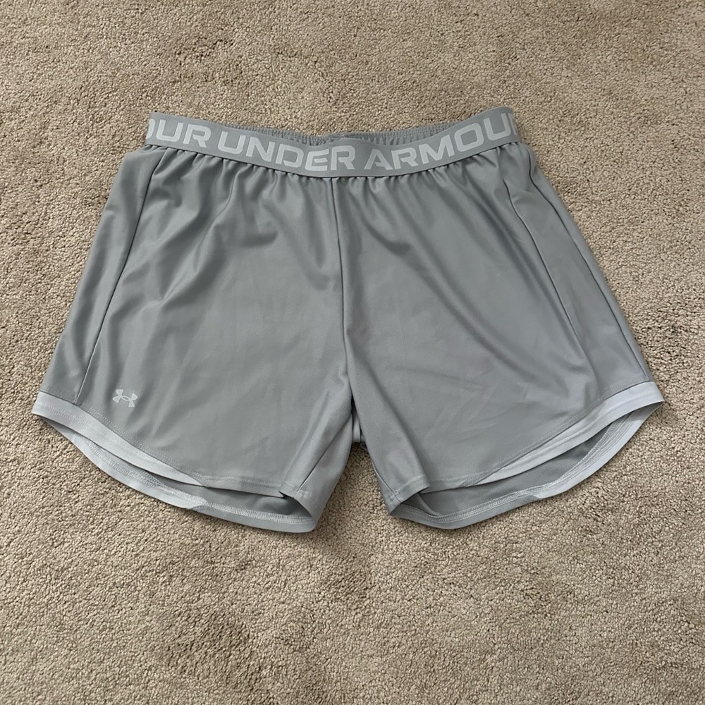 women’s large under armour Gray Athletic Shorts Lightweight Elastic Waist